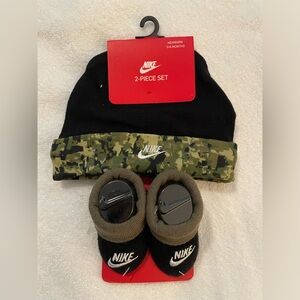 Nike two piece set newborn